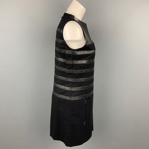 GAULTIER2 par Jean Paul Gaultier Taille 8 Robe droite en laine mélangée noire avec bordure en cuir