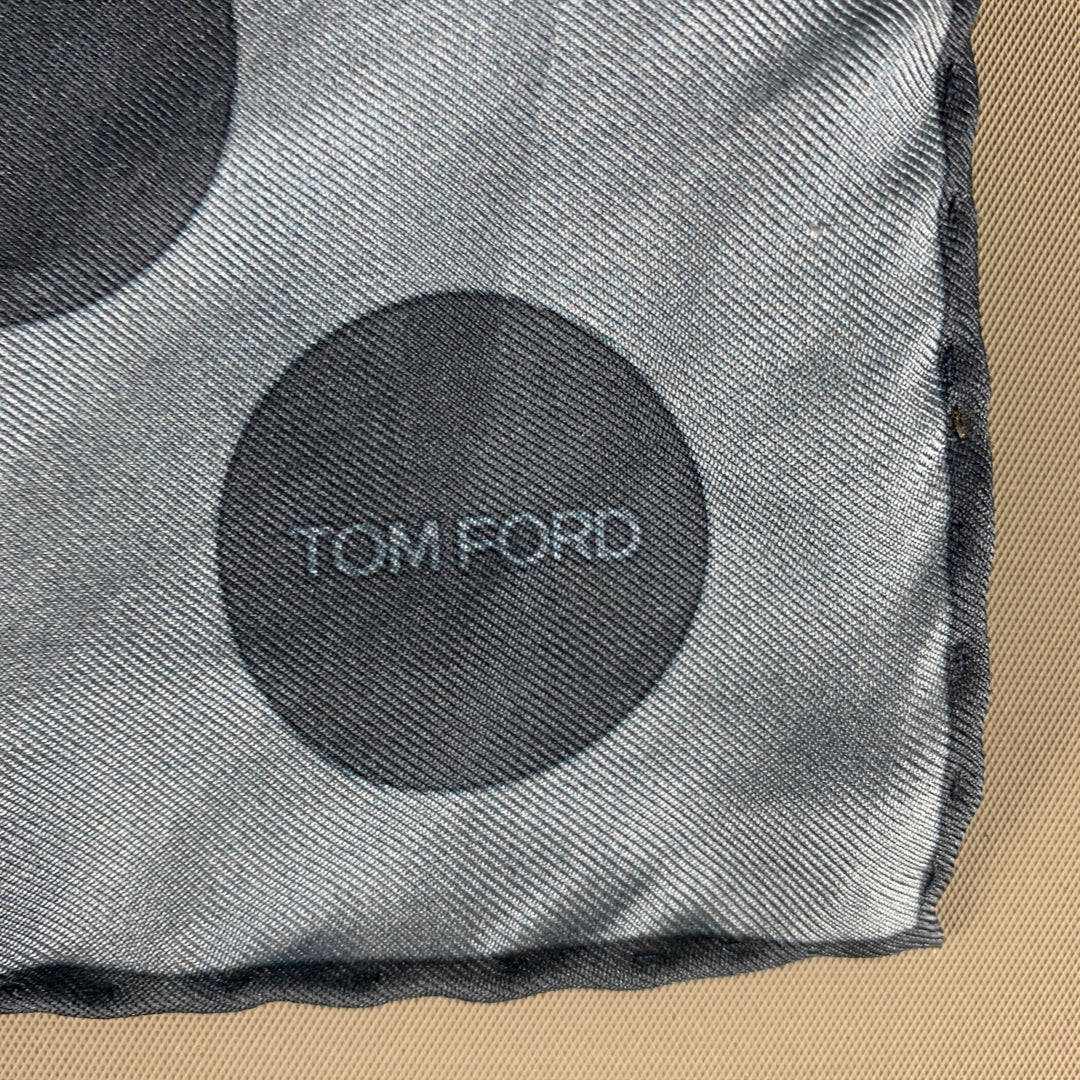 TOM FORD Blue Grey Dots Silk Tie