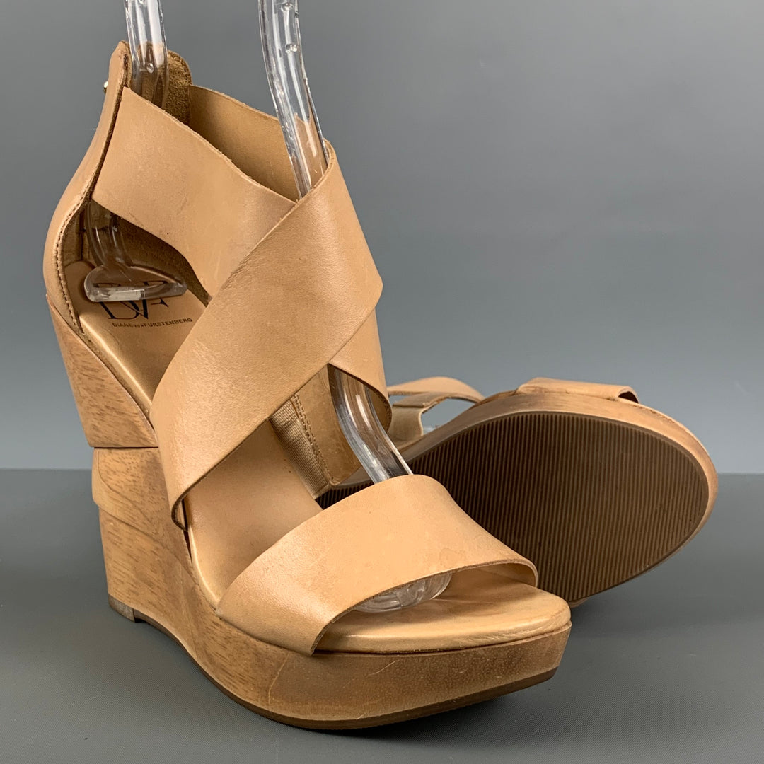 DIANE VON FURSTENBERG Size 6.5 Beige Leather Platform Sandals