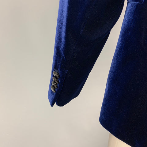 EMPORIO ARMANI Size 36 Blue Velvet Viscose / Silk Peak Lapel Sport Coat