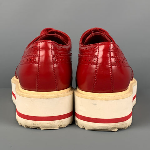 PRADA Talla 6 Zapatos con punta de ala perforada de cuero blanco rojo