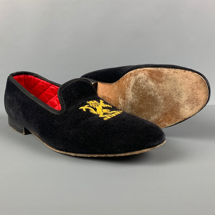 BERK Size 10.5 Black Gold Rampat Lion Embroidery Velvet Loafers