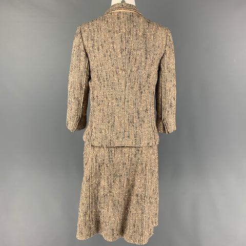PRADA Size 4 Light Gray Beige Textured Single Button Skirt Suit