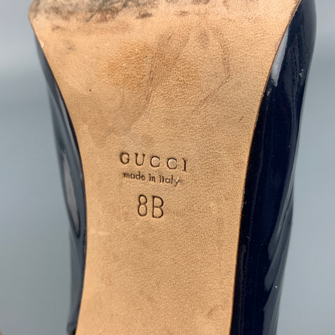 Zapatos de tacón con tira trasera de charol azul marino GUCCI talla 8