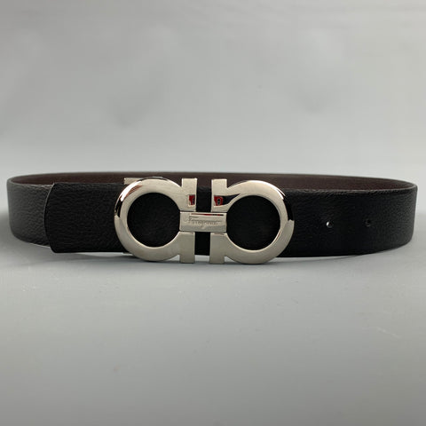 SALVATORE FERRAGAMO Gancini Reversible Size 40 Black & Brown Leather Belt