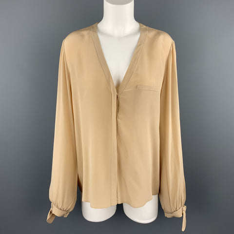 CHLOE Size 8 Beige Silk Crepe V Neck Bow Cuff Blouse