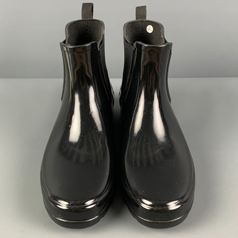 HUNTER Size 7 Black Gloss Rubber Ankle Boots