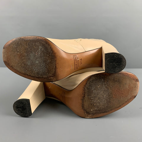 MARC JACOBS Taille 7,5 Bottes à talons épais cloutés en cuir crème