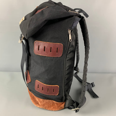 WILDERNESS EXPERIENCE Black Brown Canvas Klettersack Backpack