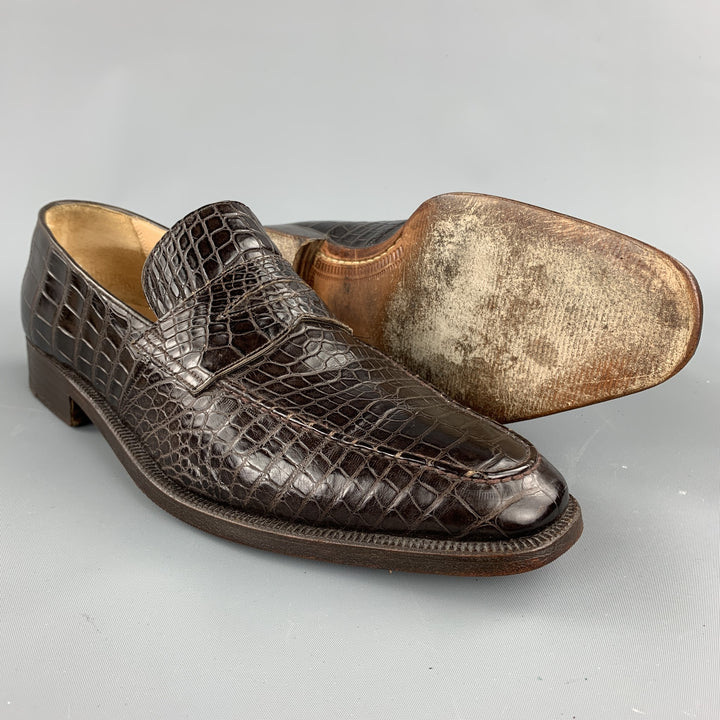 GRAVATI for WILKES BASHFORD Size 8.5 Brown Textured Crocodile Penny Loafers
