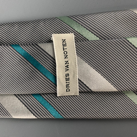DRIES VAN NOTEN Cravate en soie à rayures noires et grises