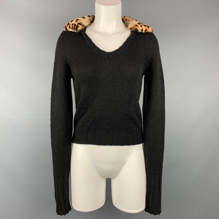 BLUMARINE Size 4 Black Knitted Wool Blend V-neck Pullover