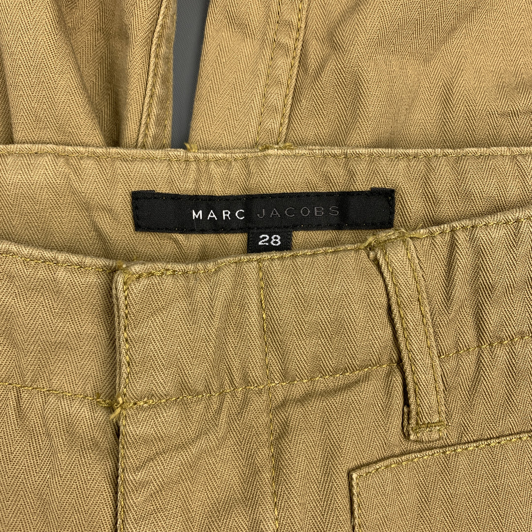 MARC by MARC JACOBS Talla 28 Pantalones cortos cargo de algodón caqui
