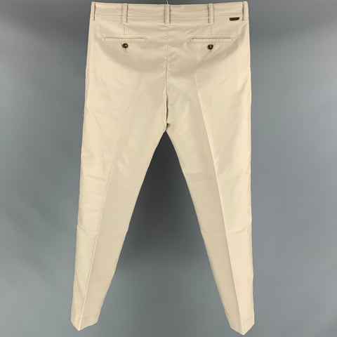 TOM FORD Size 36 Ivory Solid Cotton Button Fly Dress Pants