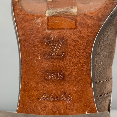 LOUIS VUITTON Talla 5.5 Botas de tacón grueso de cuero marrón con grano de guijarro