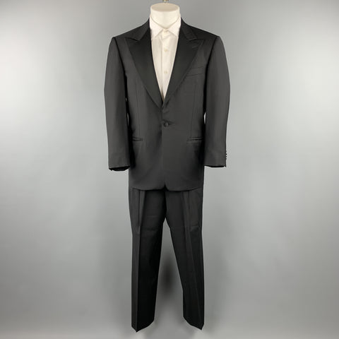 ERMENEGILDO ZEGNA 38 Esmoquin Corto de Lana con Solapa de Pico Negro
