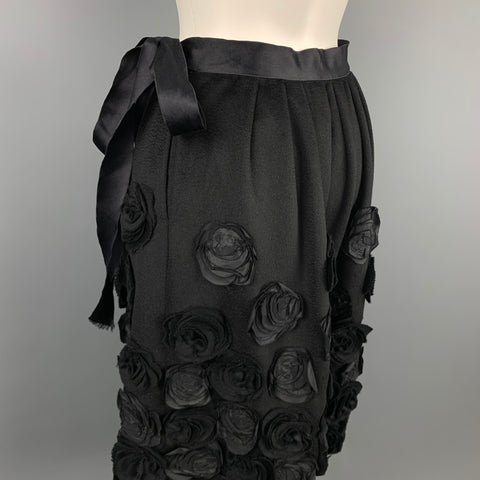 OSCAR DE LA RENTA F/W 2006 Size 6 Black Wool & Angora Floral Embellished Belted Skirt