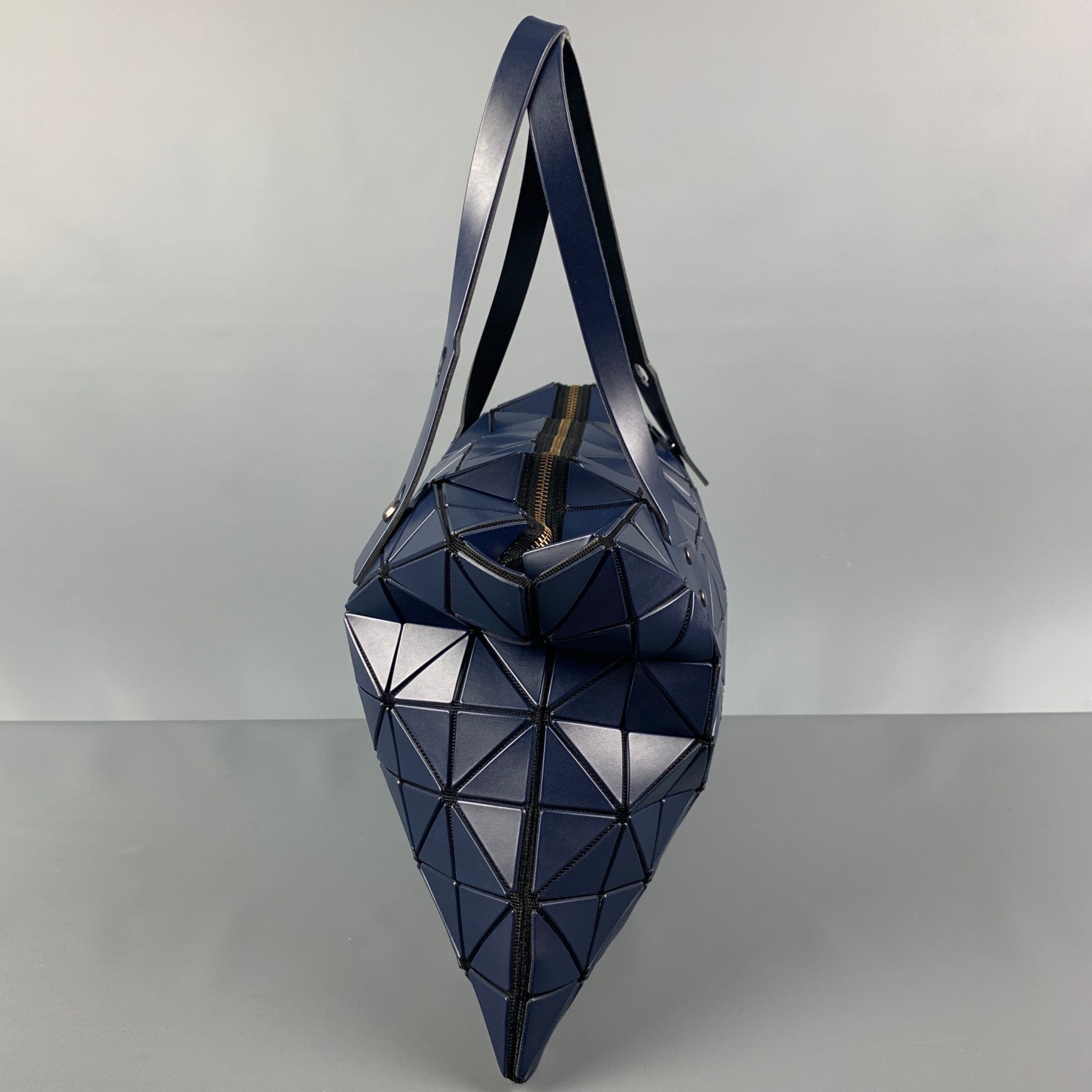 ●Bad Blue● Dot Cozy Bao Bag (Navy) Chelsea Bag - Navy – Quilted Koala
