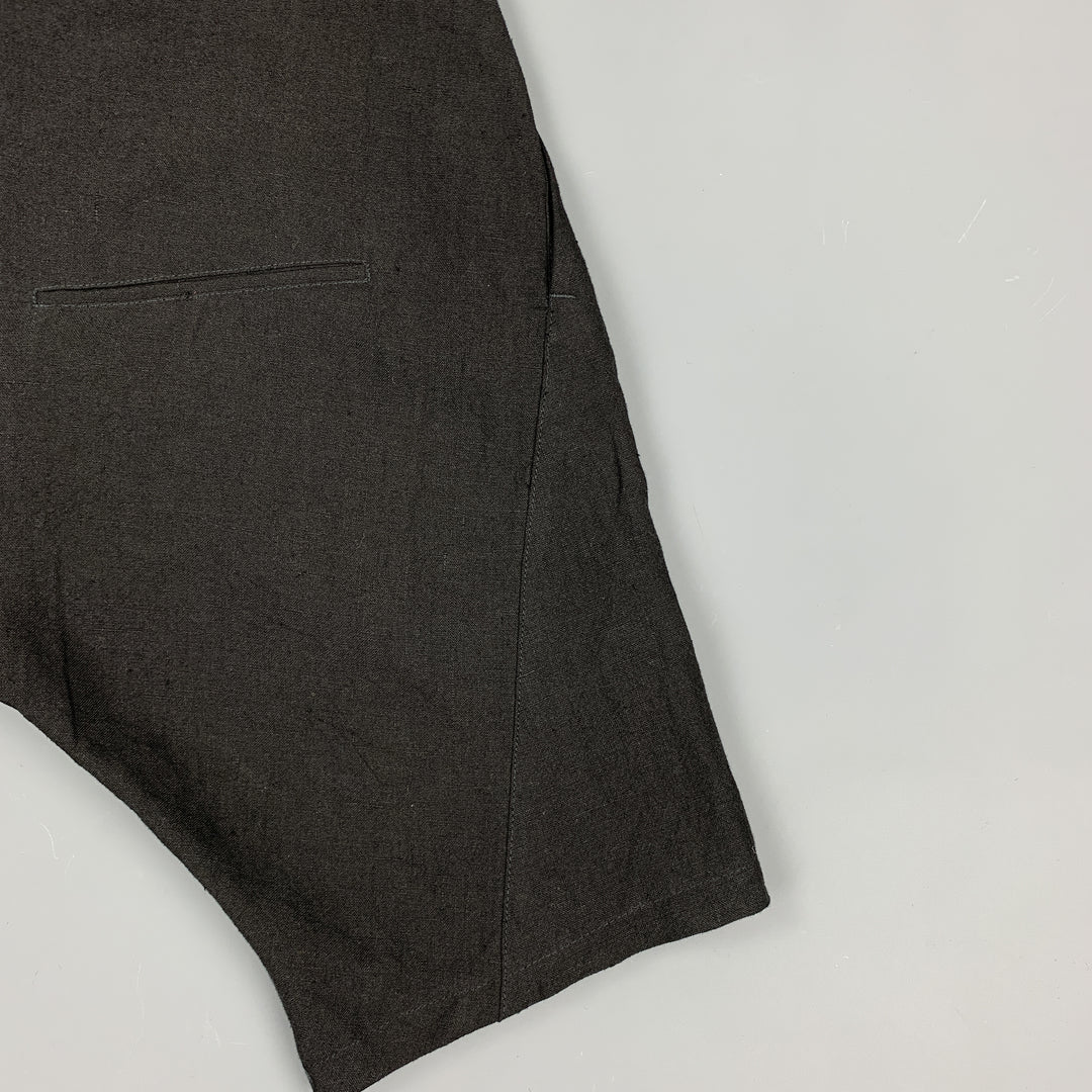 HANNIBAL Talla 30 Pantalones cortos de lino con botones en negro
