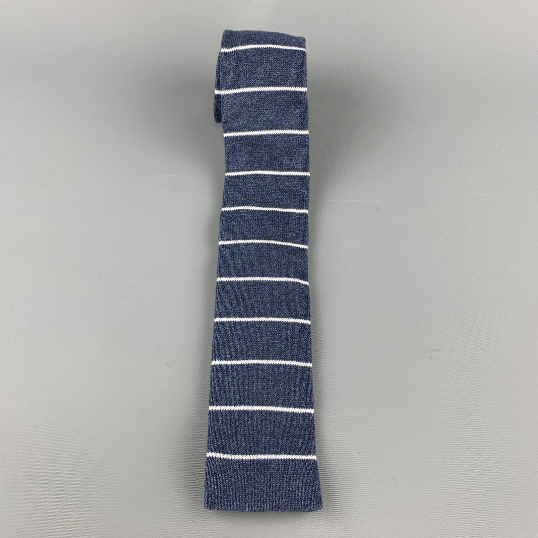 FIL D'ECOSSE Cravate carrée en tricot de coton rayé bleu marine et blanc