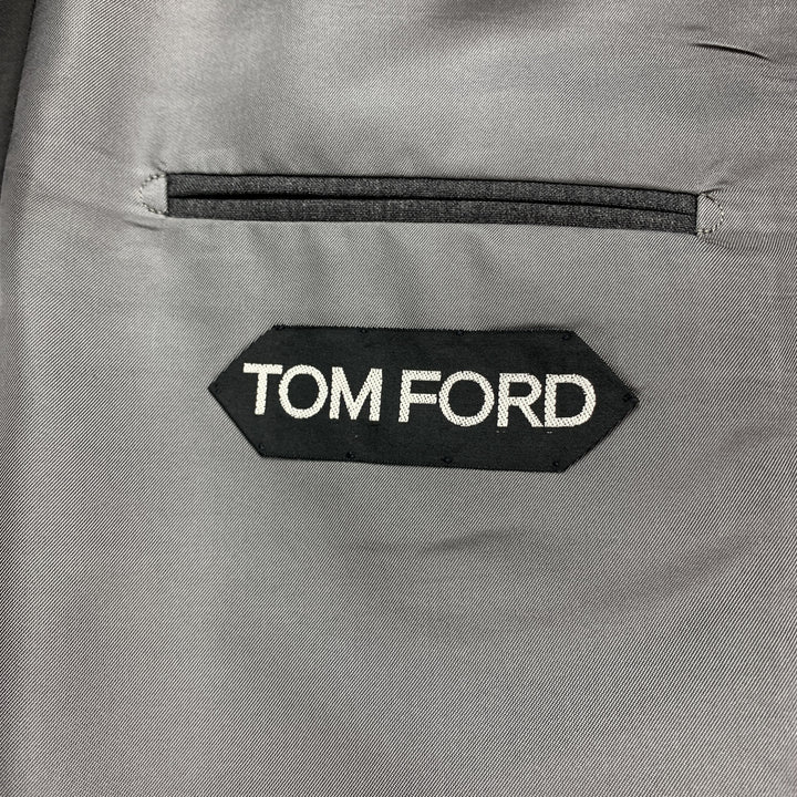 TOM FORD Taille 44 Costume de jambe à revers en laine gris foncé