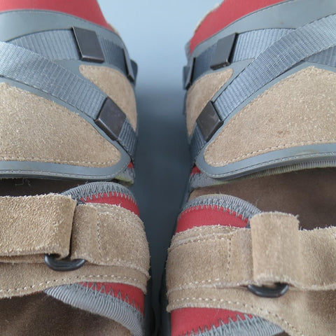 LANVIN Talla EE. UU. 10 Sandalias con tiras híbridas de ante y neopreno en color beige y rojo