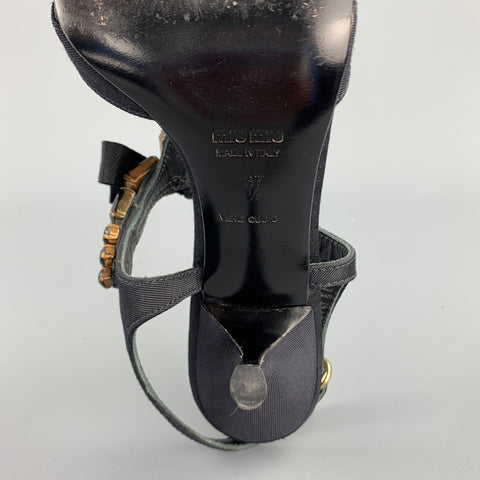 MIU MIU Sandalias con tiras y diamantes de imitación en negro, talla 7,5