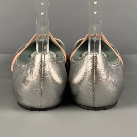 MARC JACOBS Zapatos planos Mary Jane de cuero plateado talla 8.5