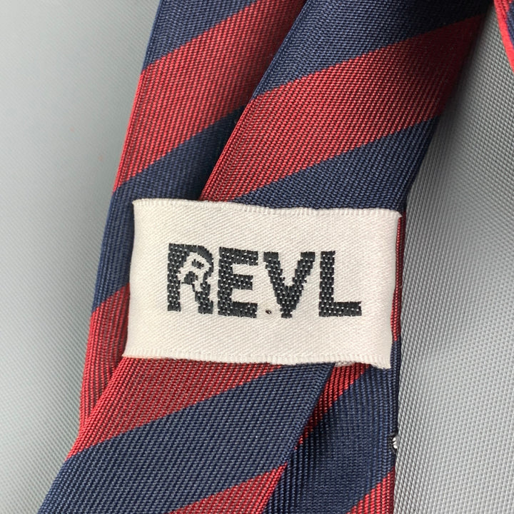 Corbata de seda a rayas burdeos REVL