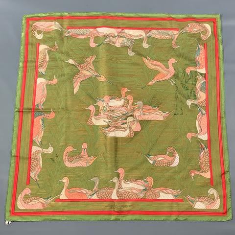 HERMES LA MARE AUX CANARDS Green Pink Print Silk Scarf