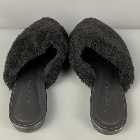 JENNI KAYNE Mules planos de piel de oveja negra talla 7