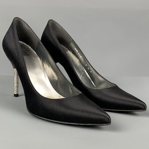 STUART WEITZMAN Talla 6.5 Zapatos de tacón con pedrería de seda negra y plateada