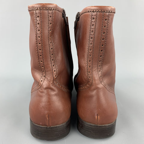 MIU MIU Taille 11 Bottes à bout d'aile en cuir perforé marron