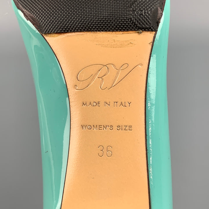 ROGER VIVIER Size 6 Mint Patent Leather Curved Heel Pumps