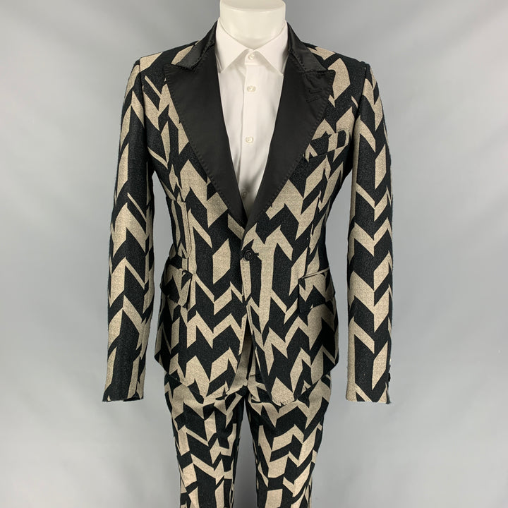 TOM REBL Size 40 Black & Gold Chevron Polyester Blend Peak Lapel Suit