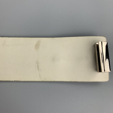 CALVIN KLEIN Size 32 Light Gray Leather Belt