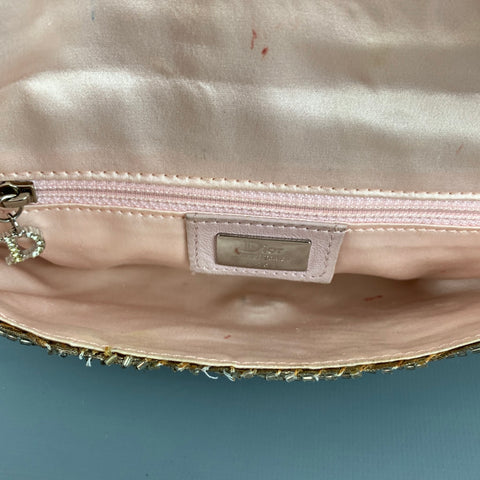 Bolso clutch de seda con cuentas plateadas de edición limitada DIOR vintage