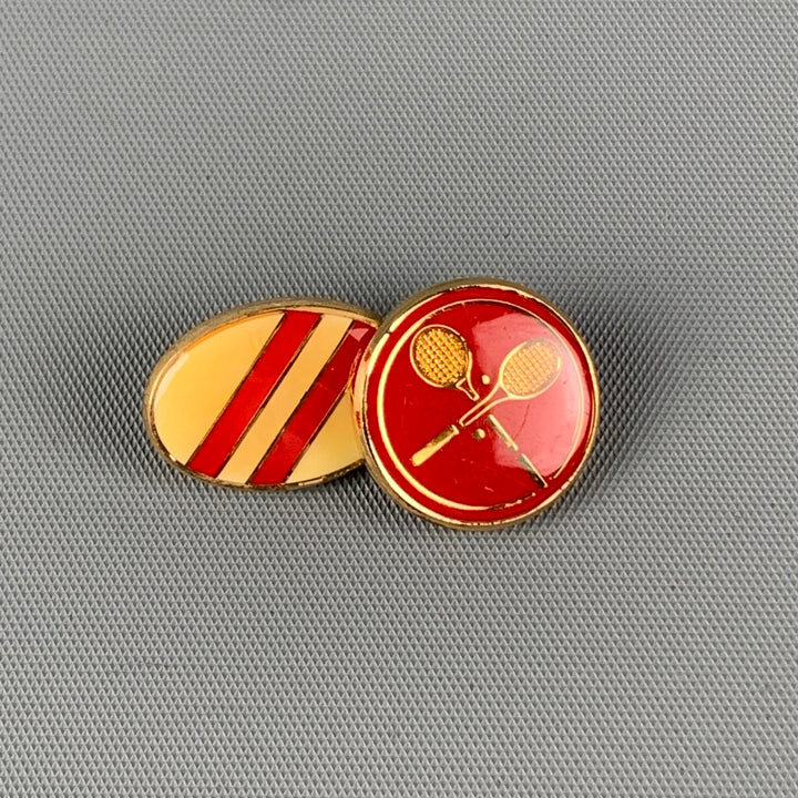 NO BRAND Red Gold Engraved Cuff Links