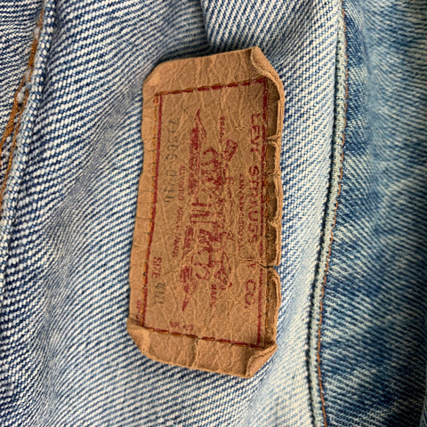 Vintage LEVI STRAUSS Size M Indigo Studded Denim Trucker Vest