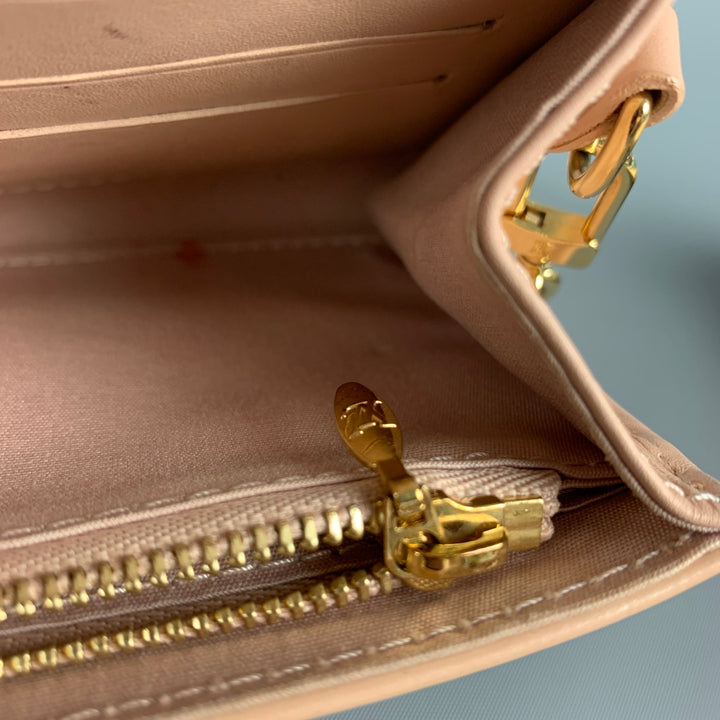 LOUIS VUITTON Vernis Sunset Blvd Bolso de mano de charol en relieve beige