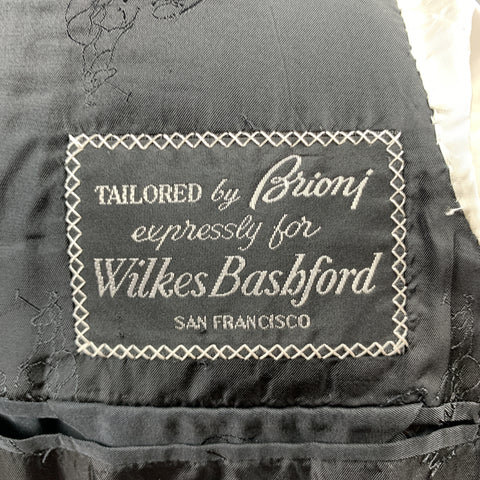BRIONI for WILKES BASHFORD Size 40 Long Black Wool Peak Lapel Tuxedo