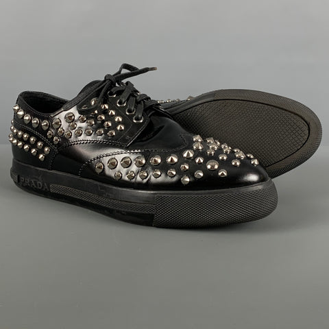 PRADA Talla 7.5 Cordones con cordones con tachuelas de cuero negro