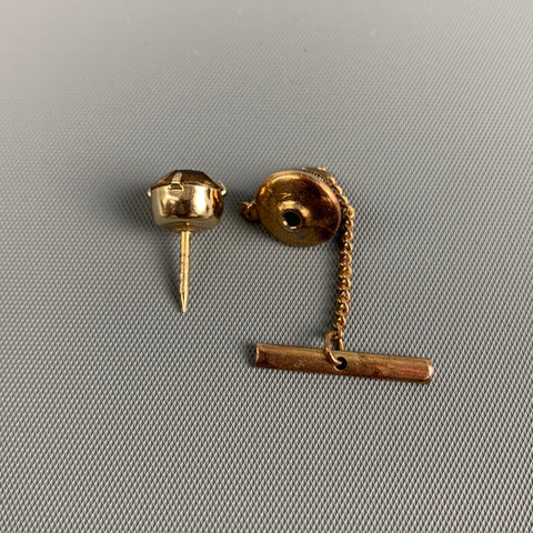 NO BRAND Gold Metal Lapel Pin