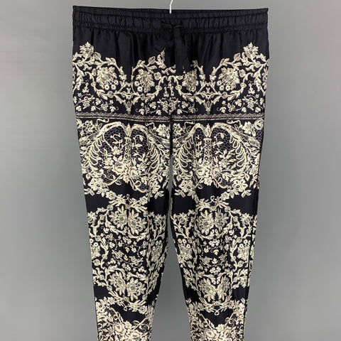 DOLCE &amp; GABBANA Taille 30 Pantalon décontracté en soie imprimé blanc cassé noir