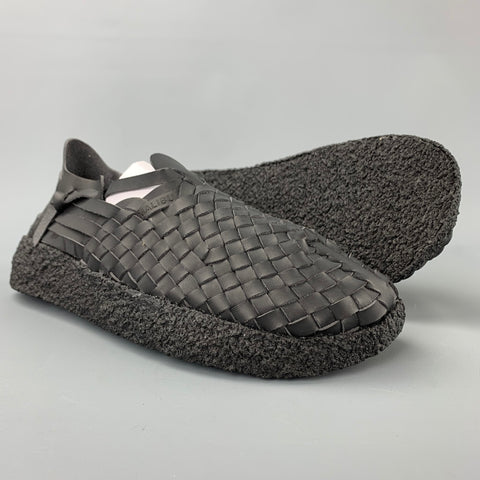 MALIBU Latigo Size 9 Black Woven Vegan Leather Sandals