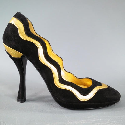 PRADA Primavera 2008 Talla 6 Zapatos de tacón metálicos con puños y volantes en ante negro y dorado