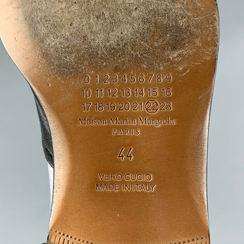 MAISON MARTIN MARGIELA Taille 11 Chaussures Oxford à bout d'aile en cuir bicolore noir argent