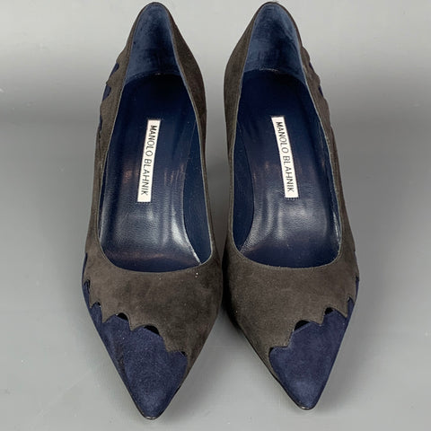MANOLO BLAHNIK Size 7 Grey & Navy Suede Cut Out Pumps