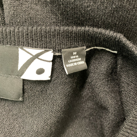 SAKS FIFTH AVENUE Size M Black Cashmere V-Neck Pullover