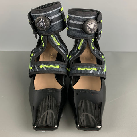 CHRISTIAN DIOR Talla 7 Zapatos de tacón con punta cuadrada de charol negro amarillo